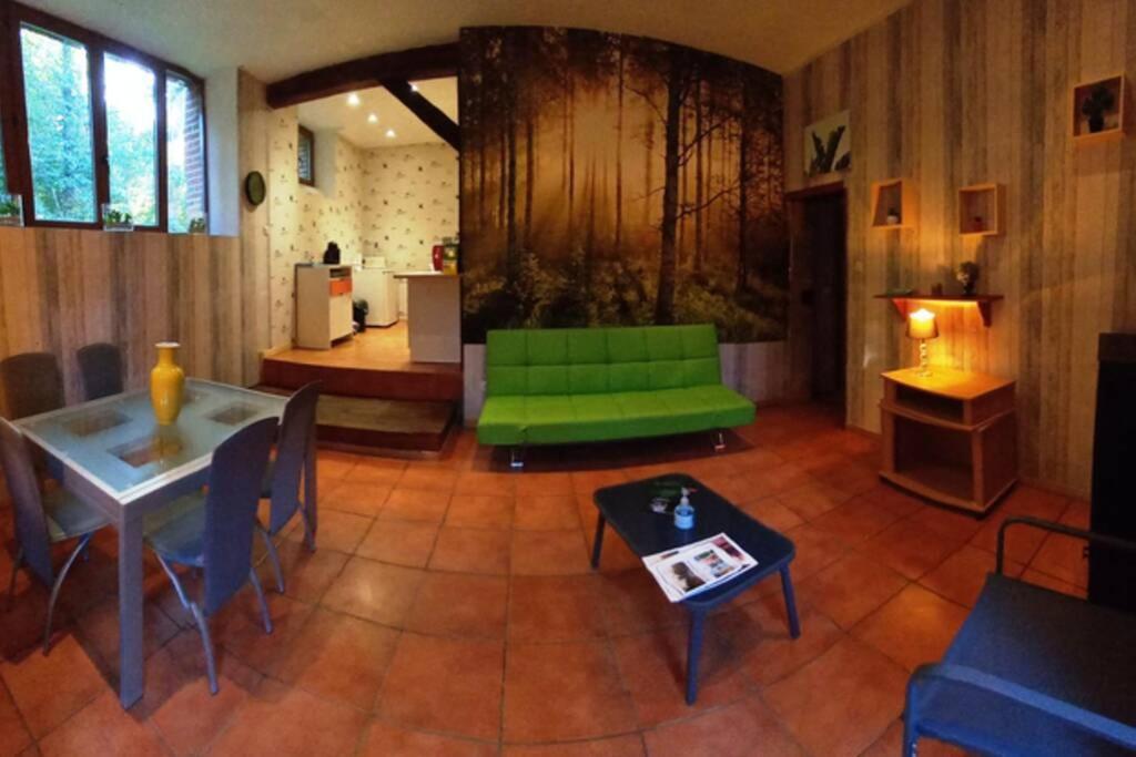 Suite Dans Le Jardin Du Chateau Agonges Dış mekan fotoğraf